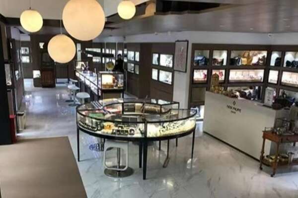 湘西古丈县寄卖奢侈品店